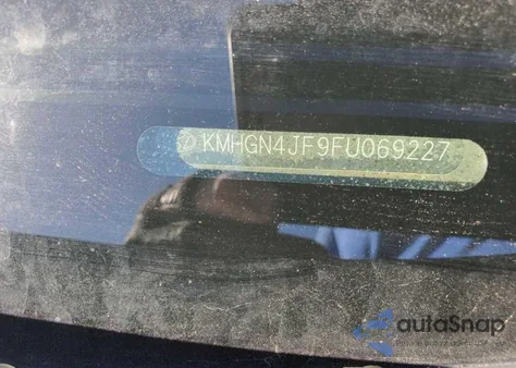 2015 Hyundai Genesis 5.0L z USA, uszkodzony, nr VIN KMHGN4JF9FU069227